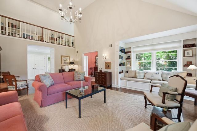 7904 Bristol Court, Prairie Village, KS 66208