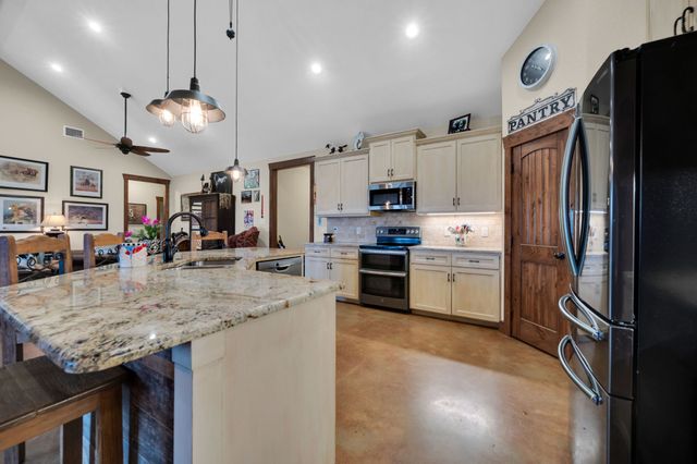 751 Sullivan Road, Ennis, TX 75119