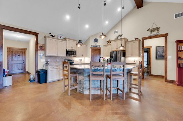 751 Sullivan Road, Ennis, TX 75119