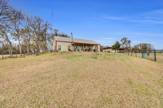 751 Sullivan Road, Ennis, TX 75119