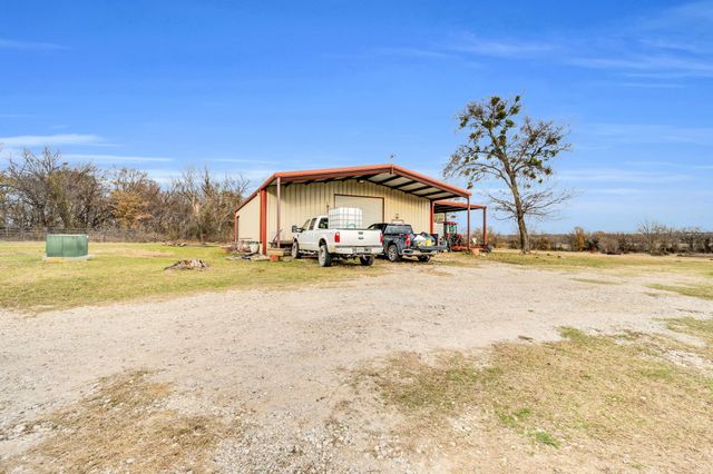 751 Sullivan Road, Ennis, TX 75119