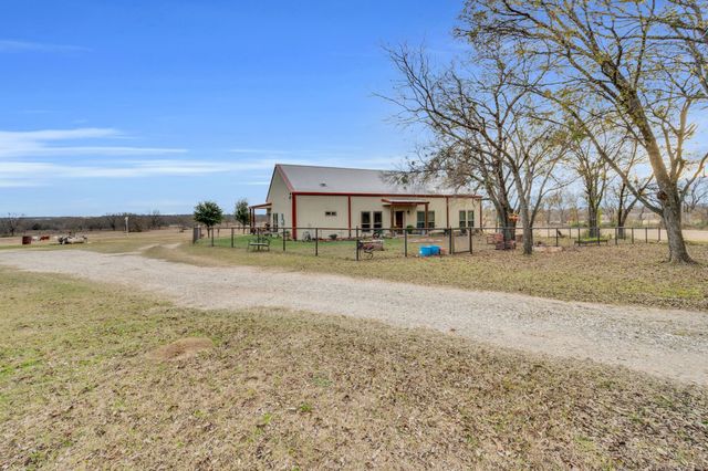 751 Sullivan Road, Ennis, TX 75119