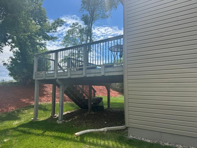 7442 Large Avenue NE, Albertville, MN 55301