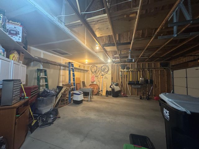 7442 Large Avenue NE, Albertville, MN 55301