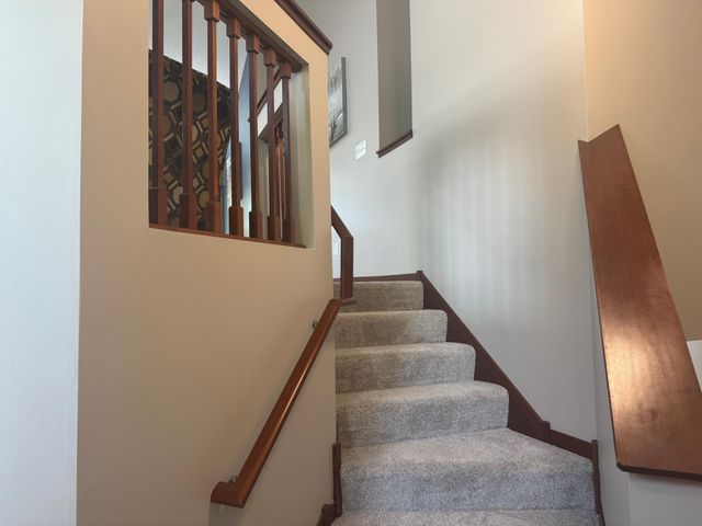 7442 Large Avenue NE, Albertville, MN 55301