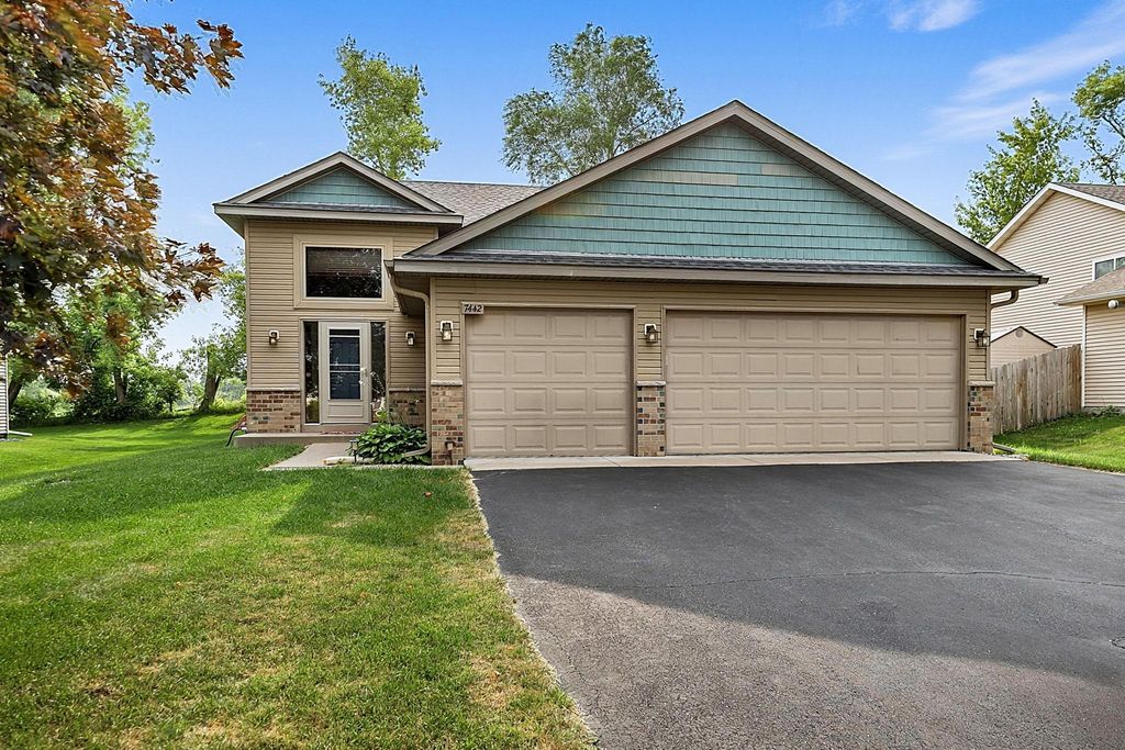 7442 Large Avenue NE, Albertville, MN 55301 — photo 2
