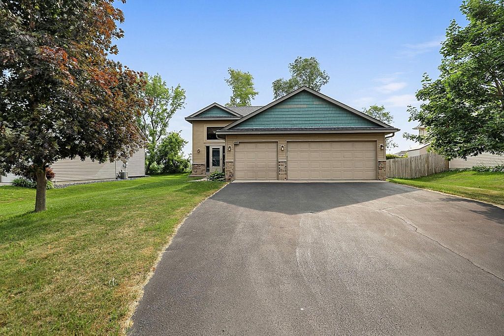 7442 Large Avenue NE, Albertville, MN 55301 — photo 3