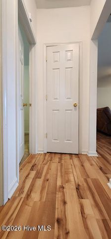 102 Borough Nest Drive, Swansboro, NC 28584