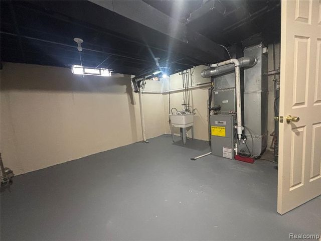 25638 Filmore Street, Taylor, MI 48180