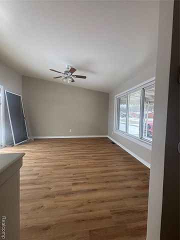 25638 Filmore Street, Taylor, MI 48180