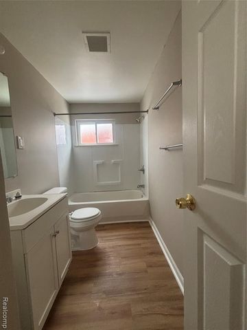 25638 Filmore Street, Taylor, MI 48180