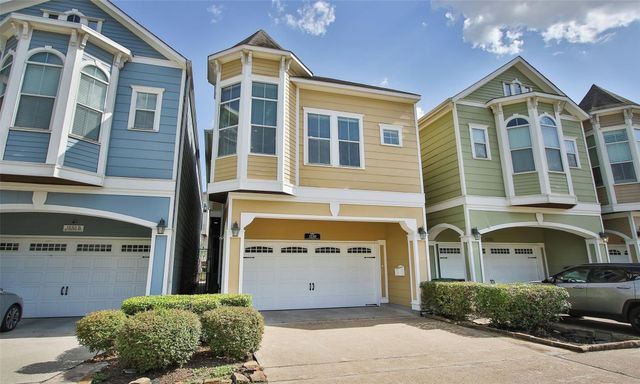 1330 W 25th Street C, Houston, TX 77008