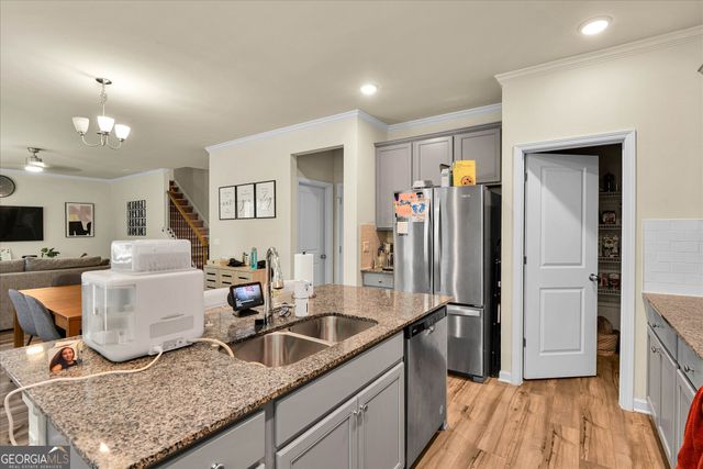 4026 Riverchess Lane SW, Atlanta, GA 30331