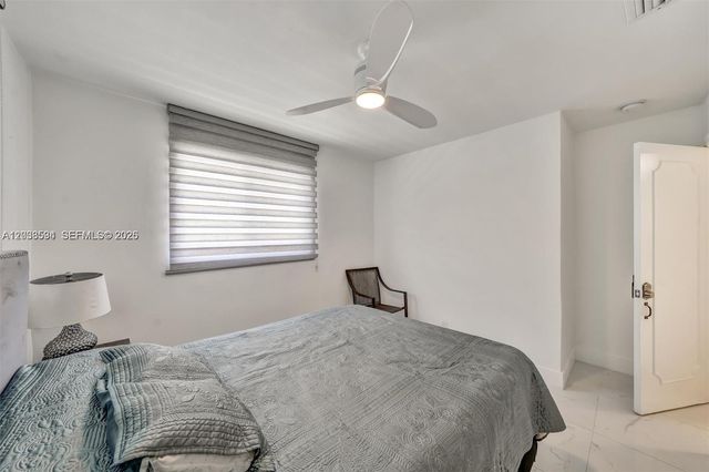 814 NE 4th Street, Hallandale Beach, FL 33009