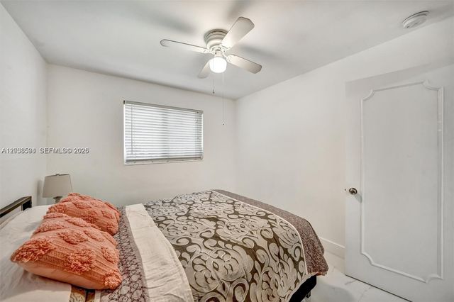814 NE 4th Street, Hallandale Beach, FL 33009
