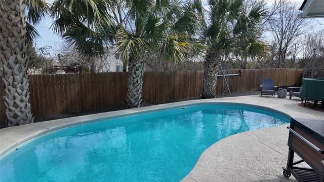 2534 Georgian DR, Georgetown, TX 78626
