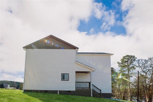 112 Neal Avenue, Stockbridge, GA 30281