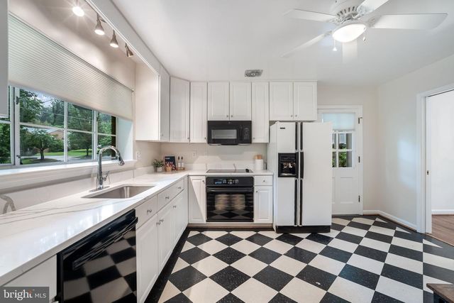 6207 CHERYL DR, Falls Church, VA 22044