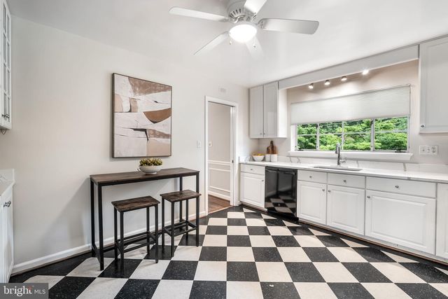6207 CHERYL DR, Falls Church, VA 22044