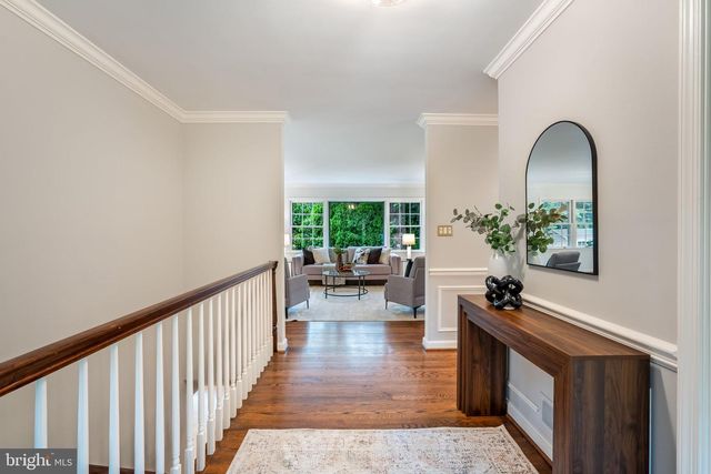6207 CHERYL DR, Falls Church, VA 22044