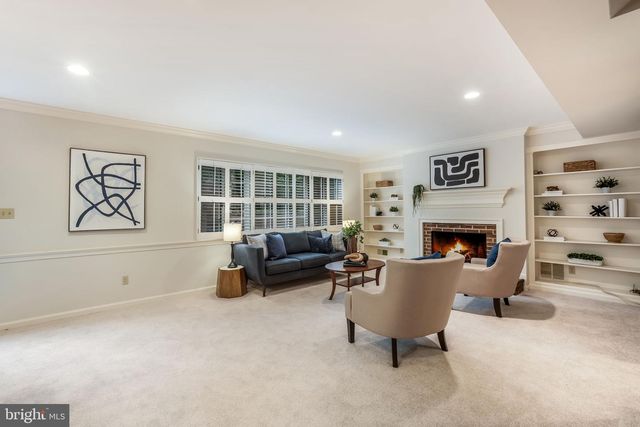 6207 CHERYL DR, Falls Church, VA 22044