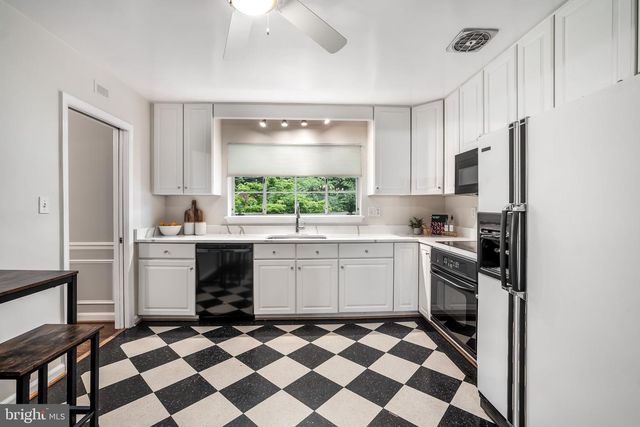 6207 CHERYL DR, Falls Church, VA 22044