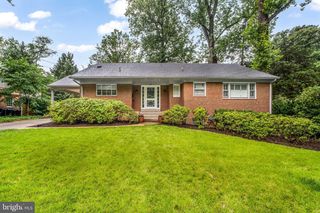 6207 CHERYL DR, Falls Church, VA 22044