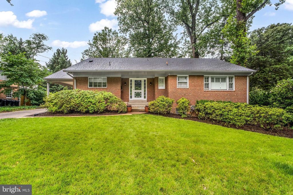 6207 CHERYL DR, Falls Church, VA 22044