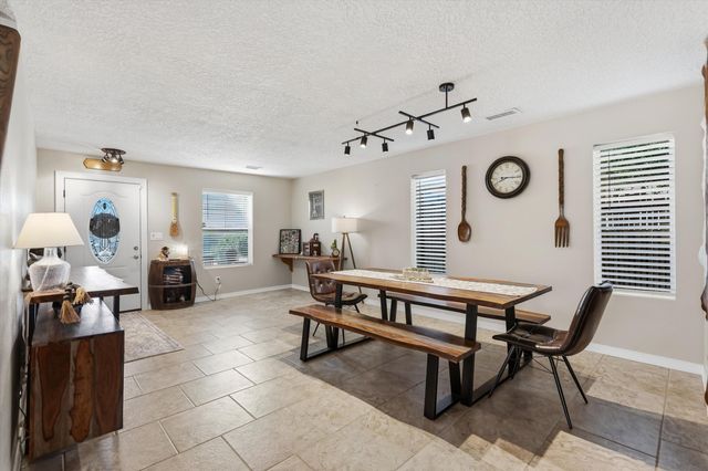 1845 Round Up Drive NE, Rio Rancho, NM 87144