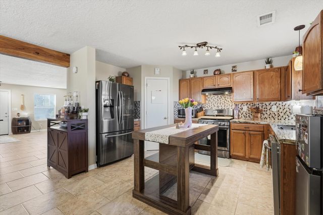 1845 Round Up Drive NE, Rio Rancho, NM 87144