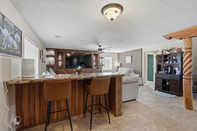 1845 Round Up Drive NE, Rio Rancho, NM 87144