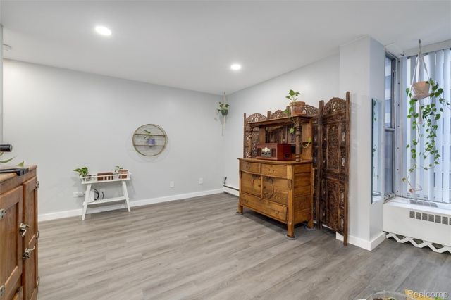 8200 E Jefferson Avenue 506, Detroit, MI 48214