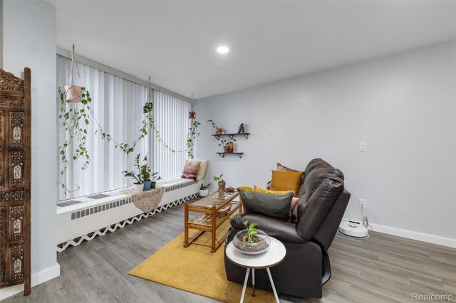 8200 E Jefferson Avenue 506, Detroit, MI 48214