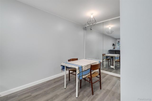 8200 E Jefferson Avenue 506, Detroit, MI 48214