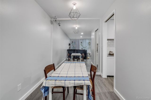 8200 E Jefferson Avenue 506, Detroit, MI 48214