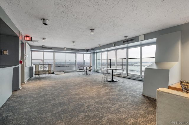 8200 E Jefferson Avenue 506, Detroit, MI 48214