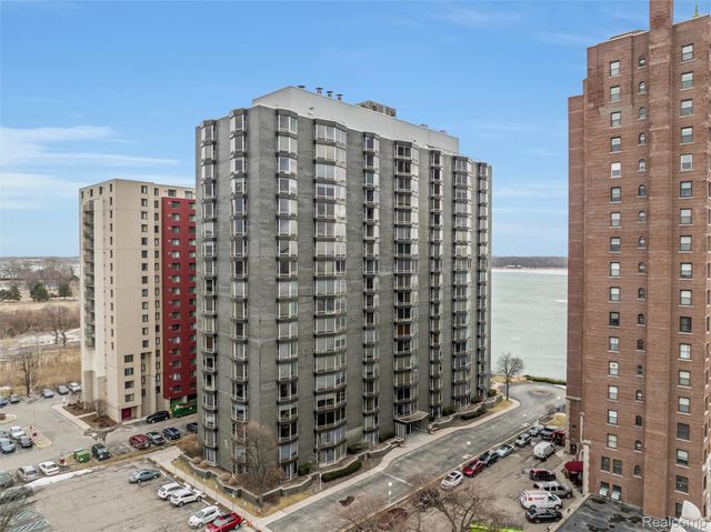 8200 E Jefferson Avenue 506, Detroit, MI 48214