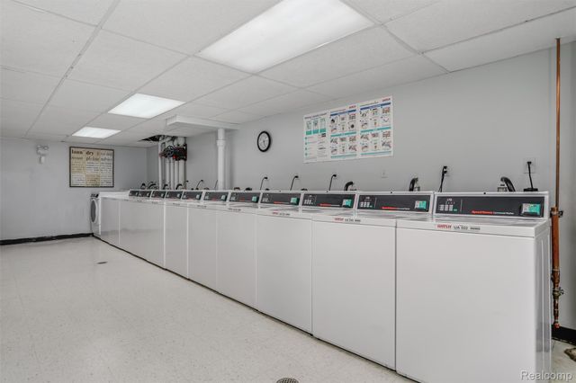 8200 E Jefferson Avenue 506, Detroit, MI 48214