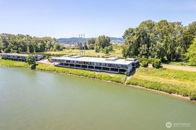 745 Marine View Drive, Longview, WA 98632
