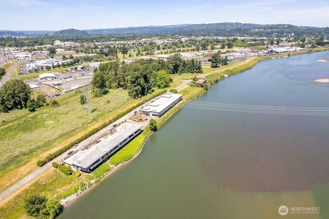 745 Marine View Drive, Longview, WA 98632