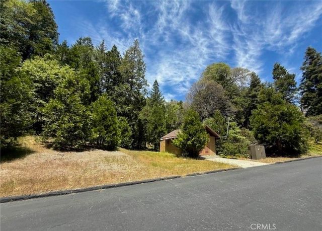 246 Cedar Ridge, Lake Arrowhead, CA 92352