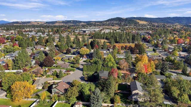 2110 E 56th Ct, Spokane, WA 99223