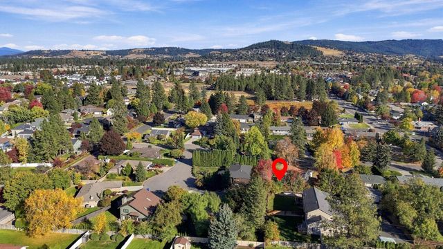 2110 E 56th Ct, Spokane, WA 99223
