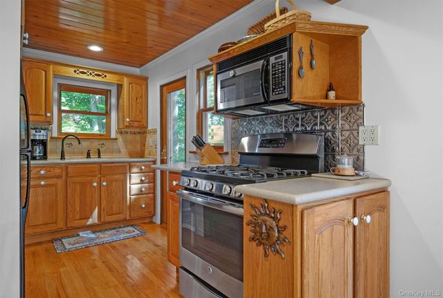 53 Wah Ta Wah Drive, Greenwood Lake, NY 10925