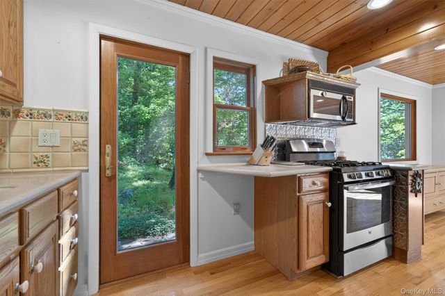 53 Wah Ta Wah Drive, Greenwood Lake, NY 10925