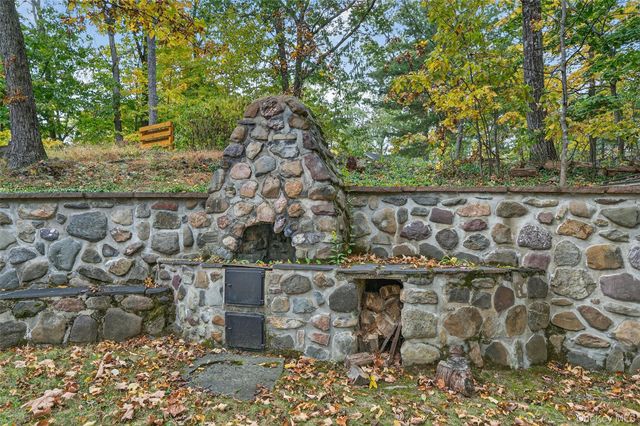 53 Wah Ta Wah Drive, Greenwood Lake, NY 10925