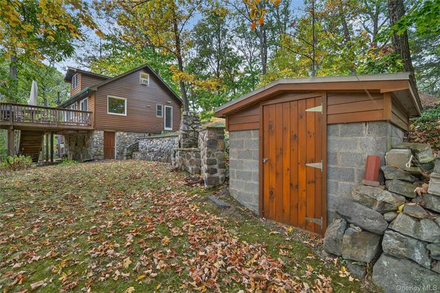 53 Wah Ta Wah Drive, Greenwood Lake, NY 10925