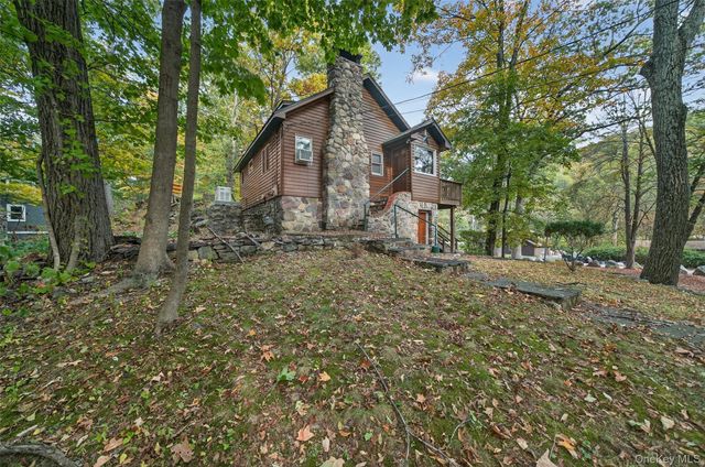 53 Wah Ta Wah Drive, Greenwood Lake, NY 10925