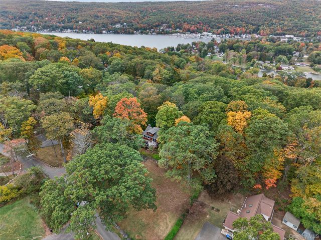 53 Wah Ta Wah Drive, Greenwood Lake, NY 10925