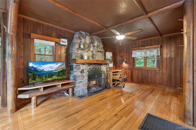 53 Wah Ta Wah Drive, Greenwood Lake, NY 10925